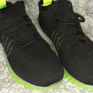 Danskin athletic super soft shoes